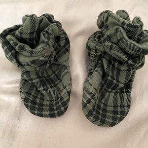 Green Plaid Zutano Booties 12 months